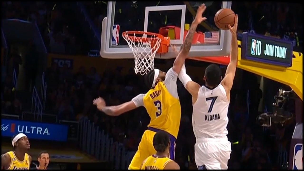  Ultra Game NBA Los Angeles Lakers - Anthony Davis