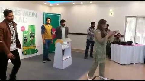 SUNSILK : Get Longer Hair in 3 Months in Executive Lodges Bahawalpur.
