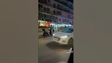 ريزي عمر بلفار عنابة يادولة يابابا منخرجش من الجزائر 