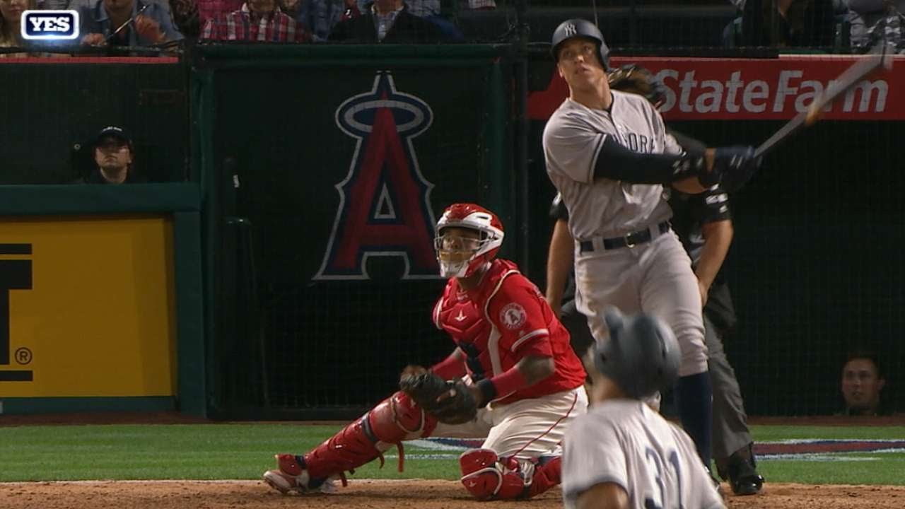 Judge returns home to SF, clubs HR and makes history