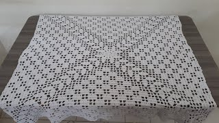 Toalha de crochê para mesa quadrada fácil de fazer.