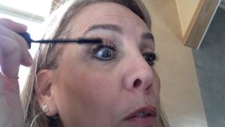 Younique 3D Fiber Lash Mascara tutorial by Linda  K.