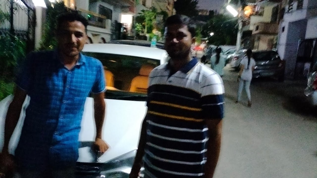 ఢిల్లీ polo 🚗 అమ్మబడును. ధర 200000/310000CARS ADDA KARIMNAGAR