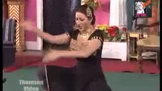 Pakistani Stage Dance   Saima Khan   Ek Wari Te Lag Seenay Nall