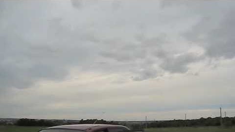 Airplane piper cub j3 crash into operator! Shock!