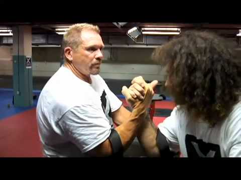 X-Arm - Extreme Arm Wrestling