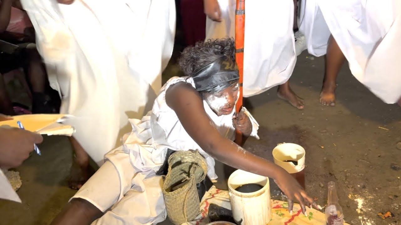 MEN KOMAN LEBA VIN CHITA DEVAN BARYÈ POUL VIN RESEVWA MAKOUTI YO KITE POU LI. VODOU KAY MANBO ISLAND