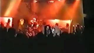 KING DIAMOND Upon the cross-Follow the wolf (live Greece 2001)