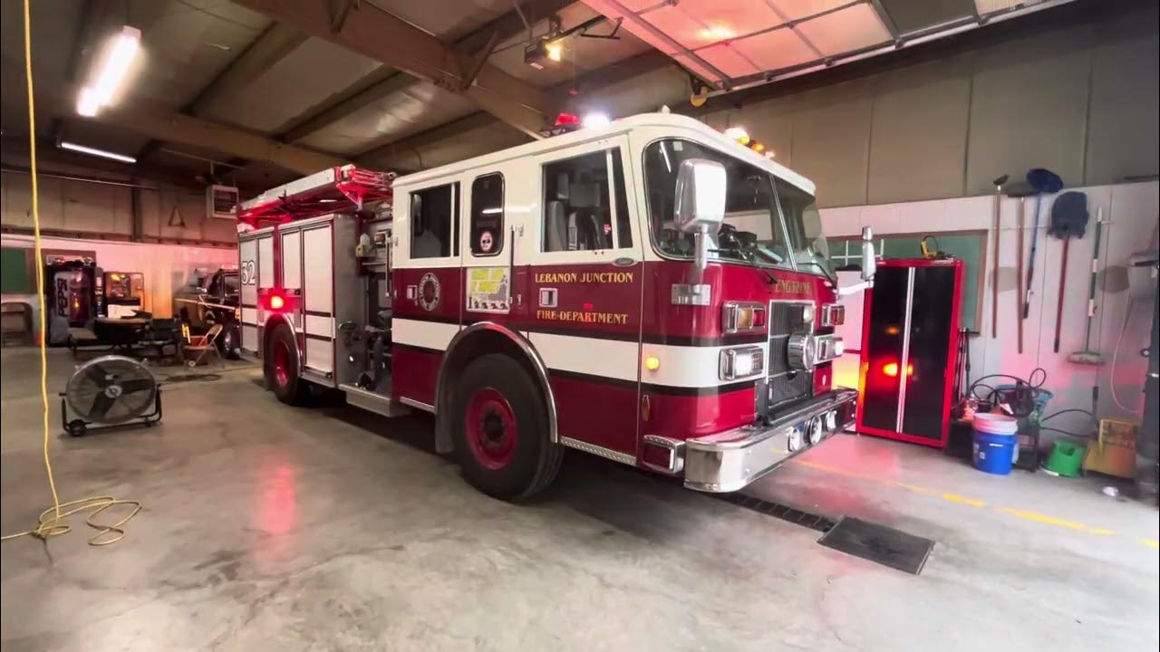 Lebanon Junction fire department engine5132 light demo!! YouTube