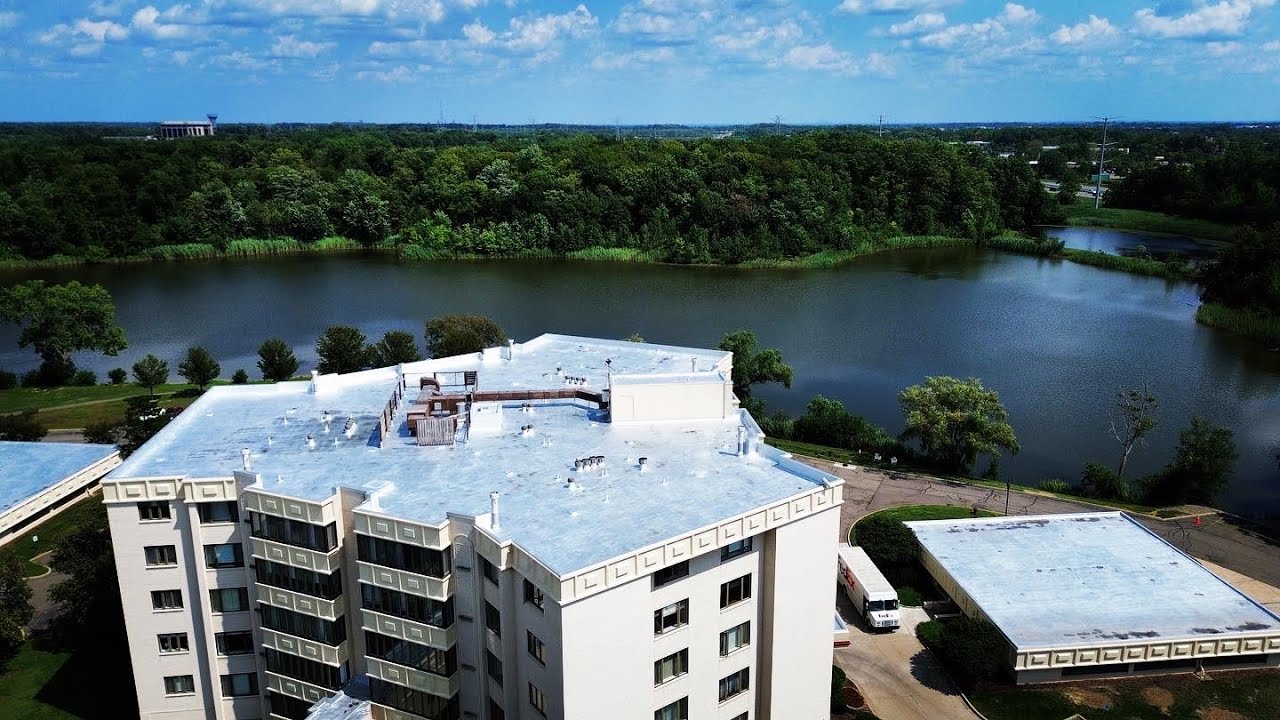 Environments: The Enclave Lake: Drone Footage (Novi, Michigan)