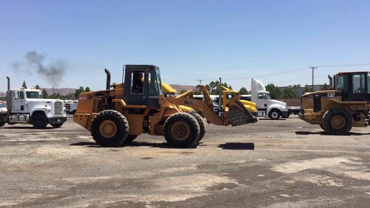 Case 621ZF Wheel Loader YouTube case-621zf-wheel-loader-youtube