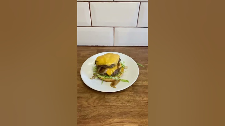 Why choose between a kebab or a burger when you can have both? #burger #doner #fakeaway #recipes