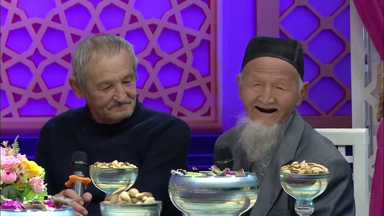 Узбекский эфир. Узбекский старик. Старик узбек на фоне Светов. Узбекский дед с чайником. Узбек показывает тихо шшш.