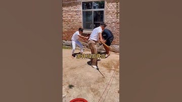 Screaming Chicken Blindfolded and Beating People Challenge | Epi 5