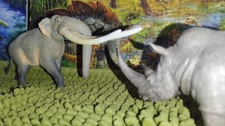 Stegodon Vs White Rhinoceros