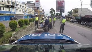 Download Duduk di Tempat Barang, Anak Ini Nangis DItegur Polisi - 86 Mp3 Download Duduk di Tempat Barang, Anak Ini Nangis DItegur Polisi - 86 Mp3