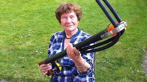 Glass fibre Rollergun - Making of a Speargun