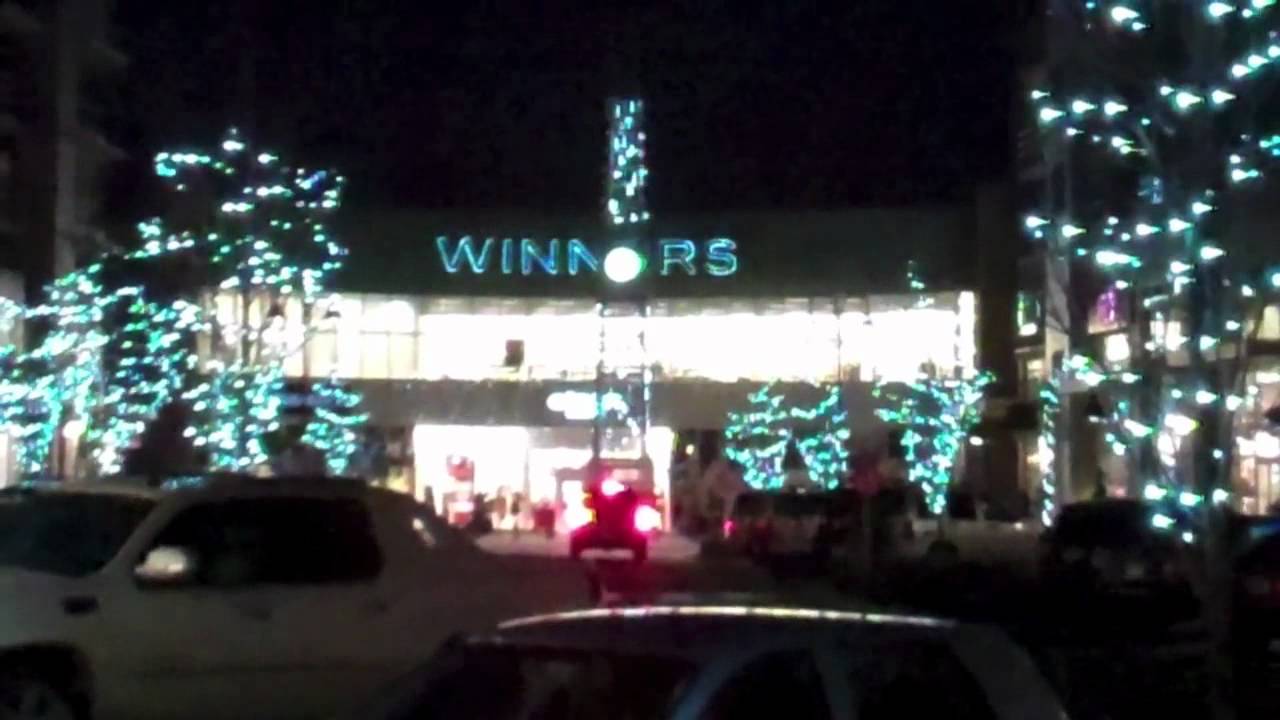 Morgan Crossing Lights-Outlet Stores-Boutique-Fountains-Surrey BC