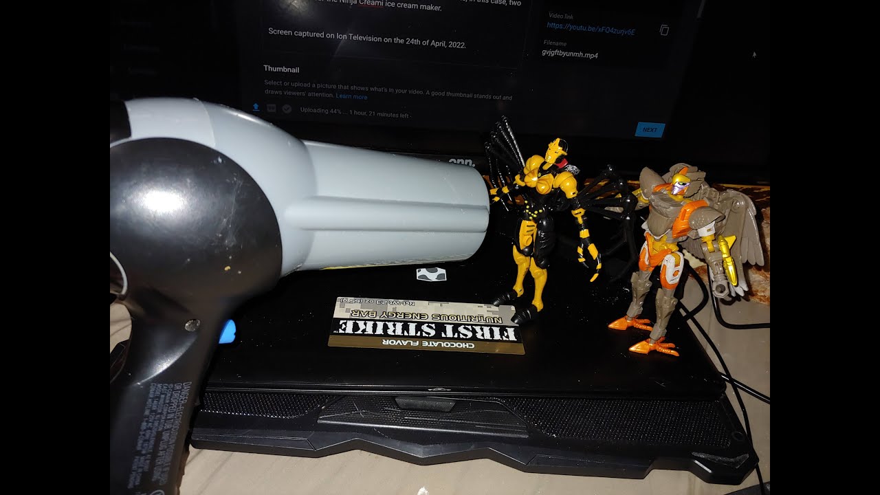 Shark/Ninja Hyper Air with 120,000,000 IQ Styling System Official