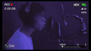 Ley  Calle  Alee King