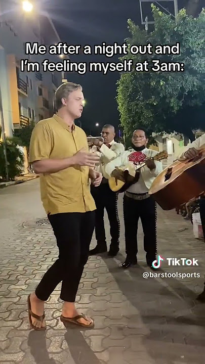 mariachi gringo 😜😁