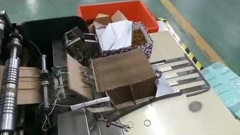 Automatic envelope making machine for wallet packet