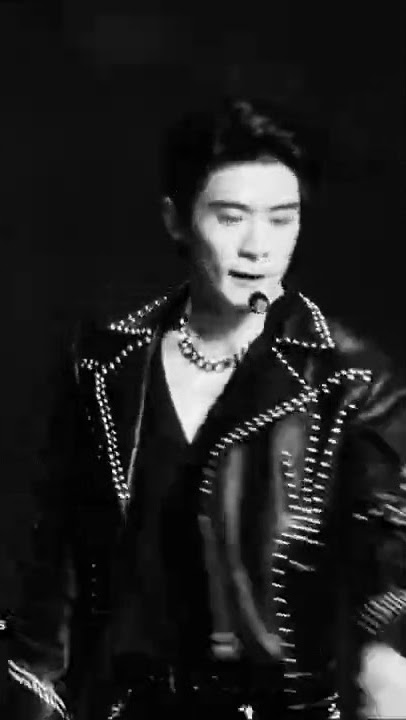 black 🖤 #jaehyun #nct #jungjaehyun #nct127 #fancam Ela Ja Ta Lauca