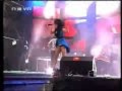 On the road with INNA #16 Bulgaria - Love (Loop Live)