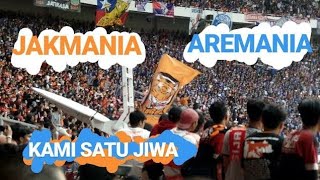 MERINDING! Aksi Jakmania dan Aremania nyanyi bareng Anthem ' Kami Satu Jiwa Persija ' #NostalgiaLiga