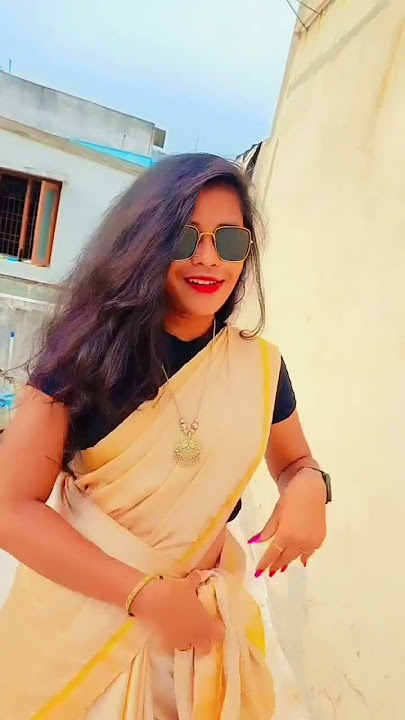 Moving in slow grace #trending #style #shorts #reels #youtubeshorts #vizag #wife #viral #like #😍