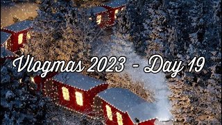 ❆ Belle & Stitch - Vlogmas Day 19 2023 ❆