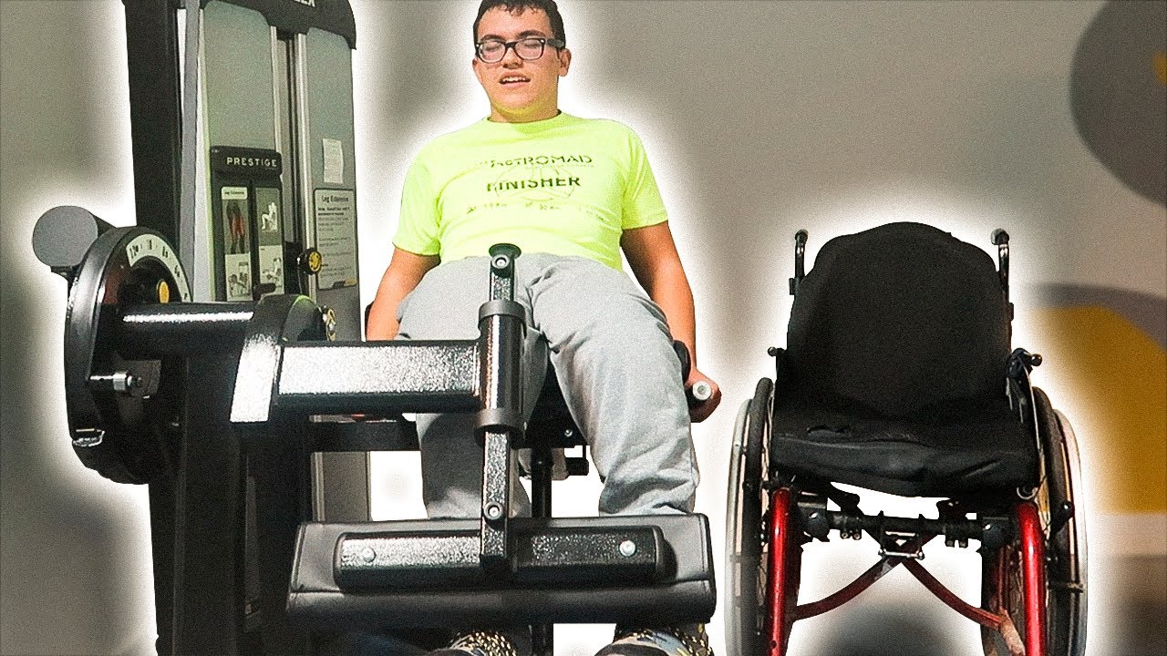 Va en SILLA DE RUEDAS y ha CONSEGUIDO esto en el GIMNASIO!!!! retrospektive