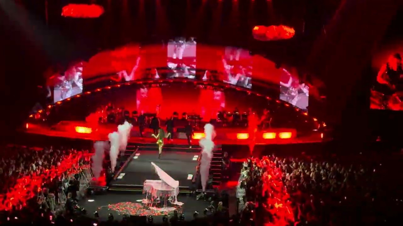 Sylwia Grzeszczak „Tamta dziewczyna” Wrocław 13.12.2025 „było sobie marzenie”  #live #koncert