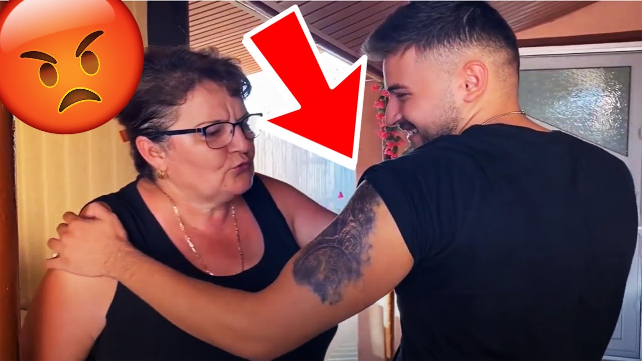 MI-AM FACUT TATUAJ | MAMA M-A BATUT