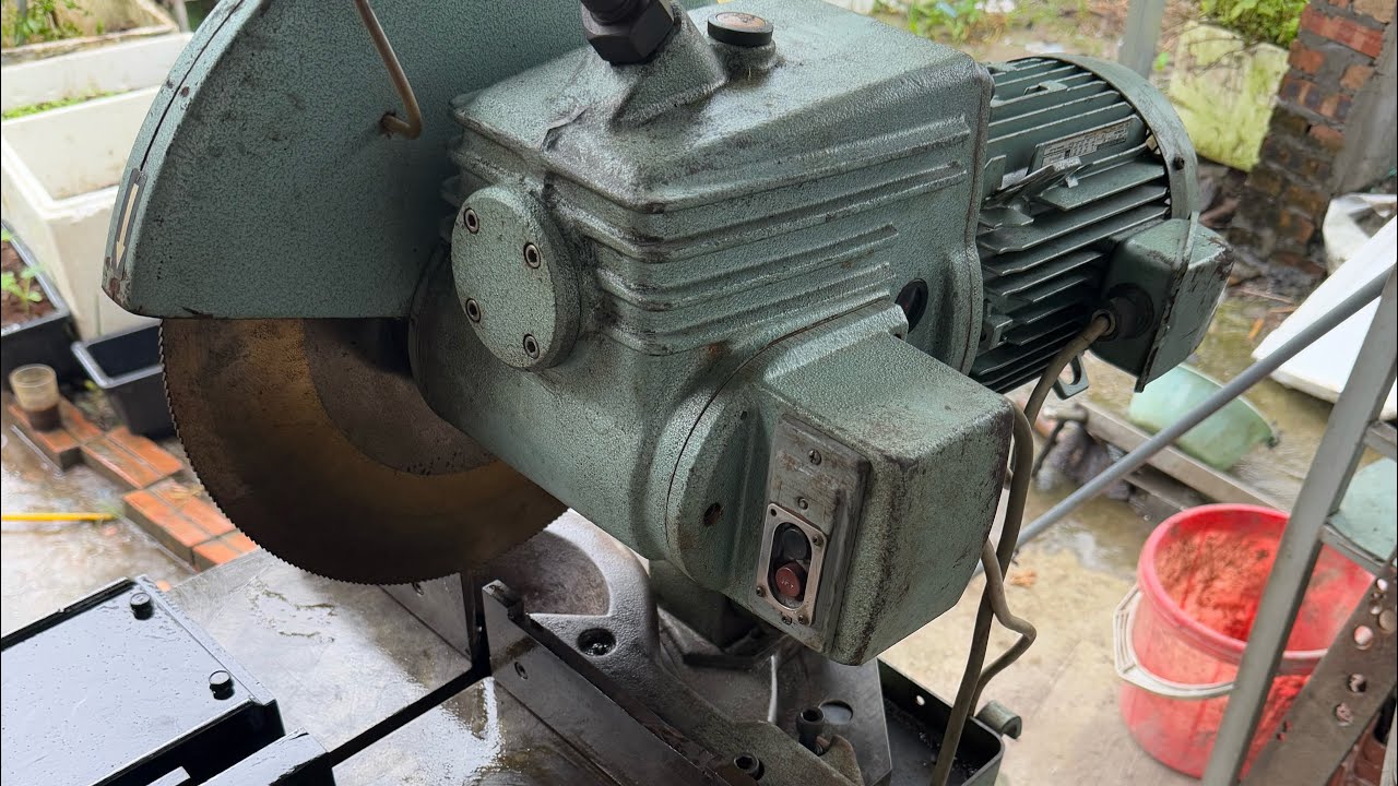 Máy cắt tua chạn không bavia Hitachi 370 , máy nhật bãi .