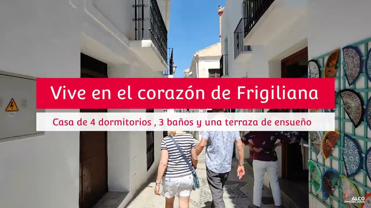 Frigiliana ( Vive en el corazón del pueblo) Casa de 4 dormitorios , 3 baños y una terraza de ensueño
