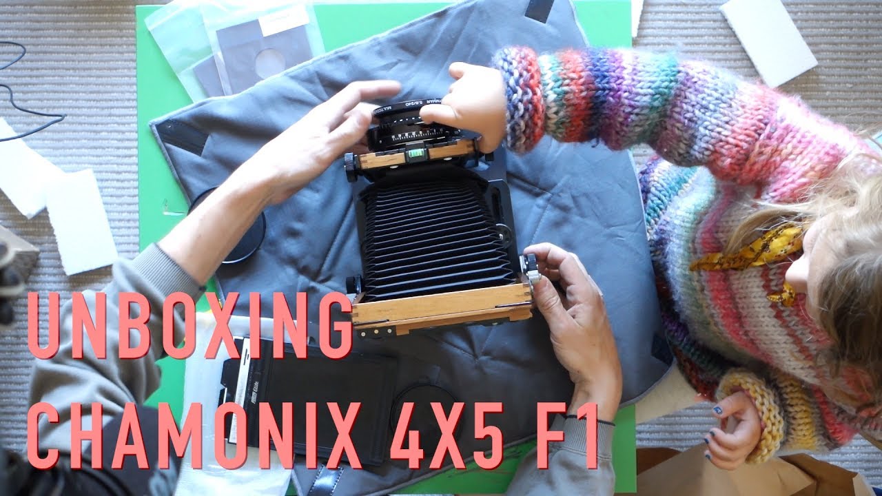 Chamonix F1 4x5: Unboxing with Sofia