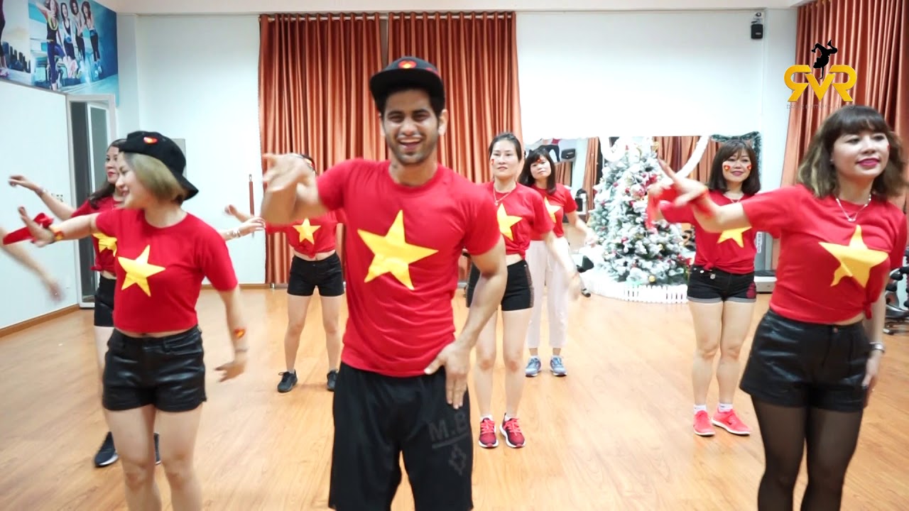 Inigo Pascual   Dahil Sayo  Zumba Dance Workout  Easy Steps  VIETNAM WON FOOTBALL  HAPPY DANCE