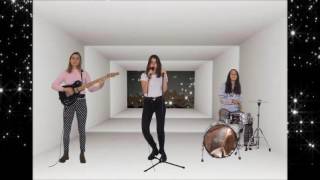 Gabriella Cohen - Sever The Walls (Official Music Video) chords