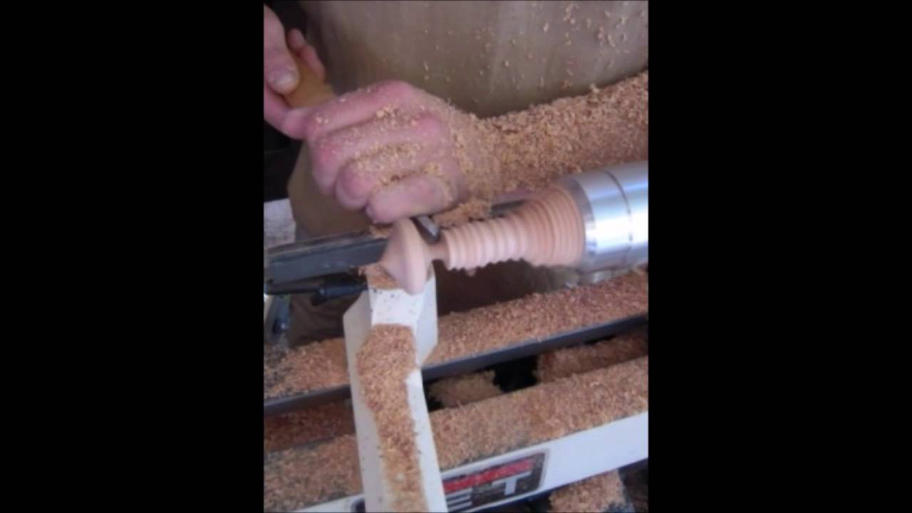 Drechseln eines Kreisel mit gefangenem Ring