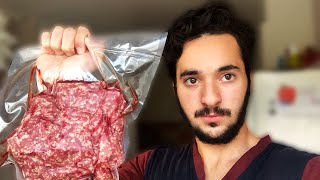 RAW MEAT EATER Full Day of Eating (Raw Primal)