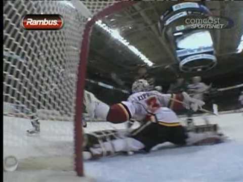 Miikka Kiprusoff Kick Save robs Scott Nichol 2009/...