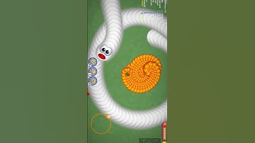 Worms Zone.io Epic Gameplay#shorts #short#viral#tranding #saampwalagame#wormszoneio #wormhole#snake