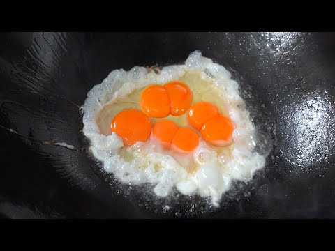 双子卵のチャーハン - Egg Fried Rice Japanese Street Food - 蛋炒饭 계란볶음밥 Twin egg - チャイナ飯店 玉子炒飯