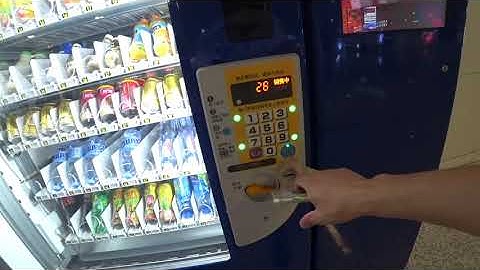 China cashless vending machine, no credit card, paid with iPhone!