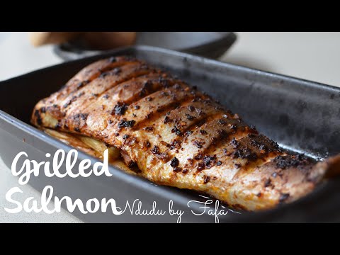 Video: Yuav Ua Li Cas Grill Salmon