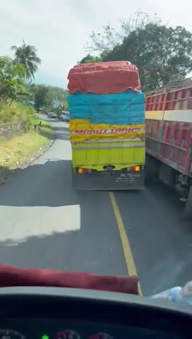 Aksi Nekat Ikram Cks😱 #trukartis #trucksulawesi #trukcanter #fypviral