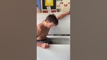 A little sketchy #sketchy #capcut #icebath #coldplunge #ice #health