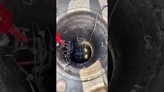 Caged Drones Diving Into Deep Underground Pipes