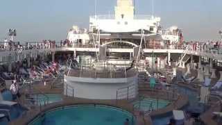 Mein Schiff 2 TUI Cruises Dubai Kreuzfahrt  Reiebüro Fella Pooldeck - Pool